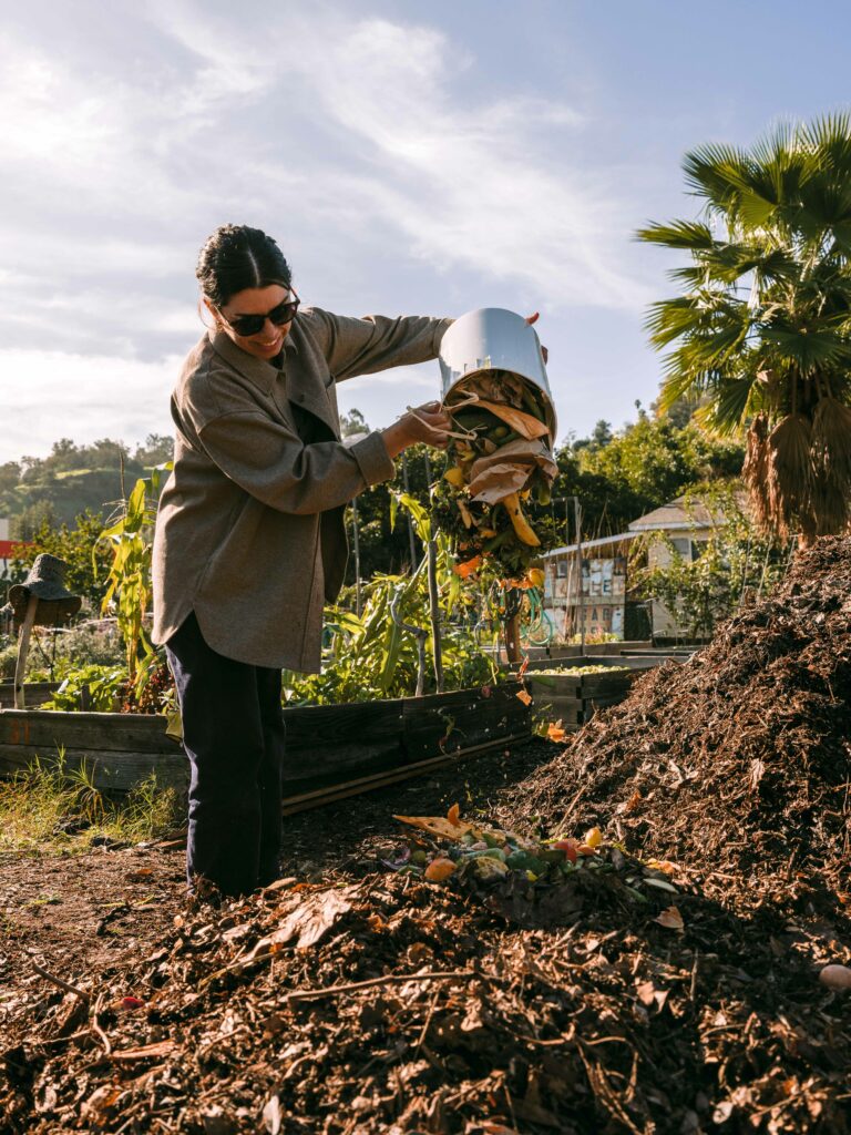 LA Compost food scraps.